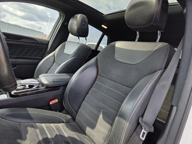Used 2019 designo Diamond White Metallic Mercedes-Benz AMG® GLE 43 image 13