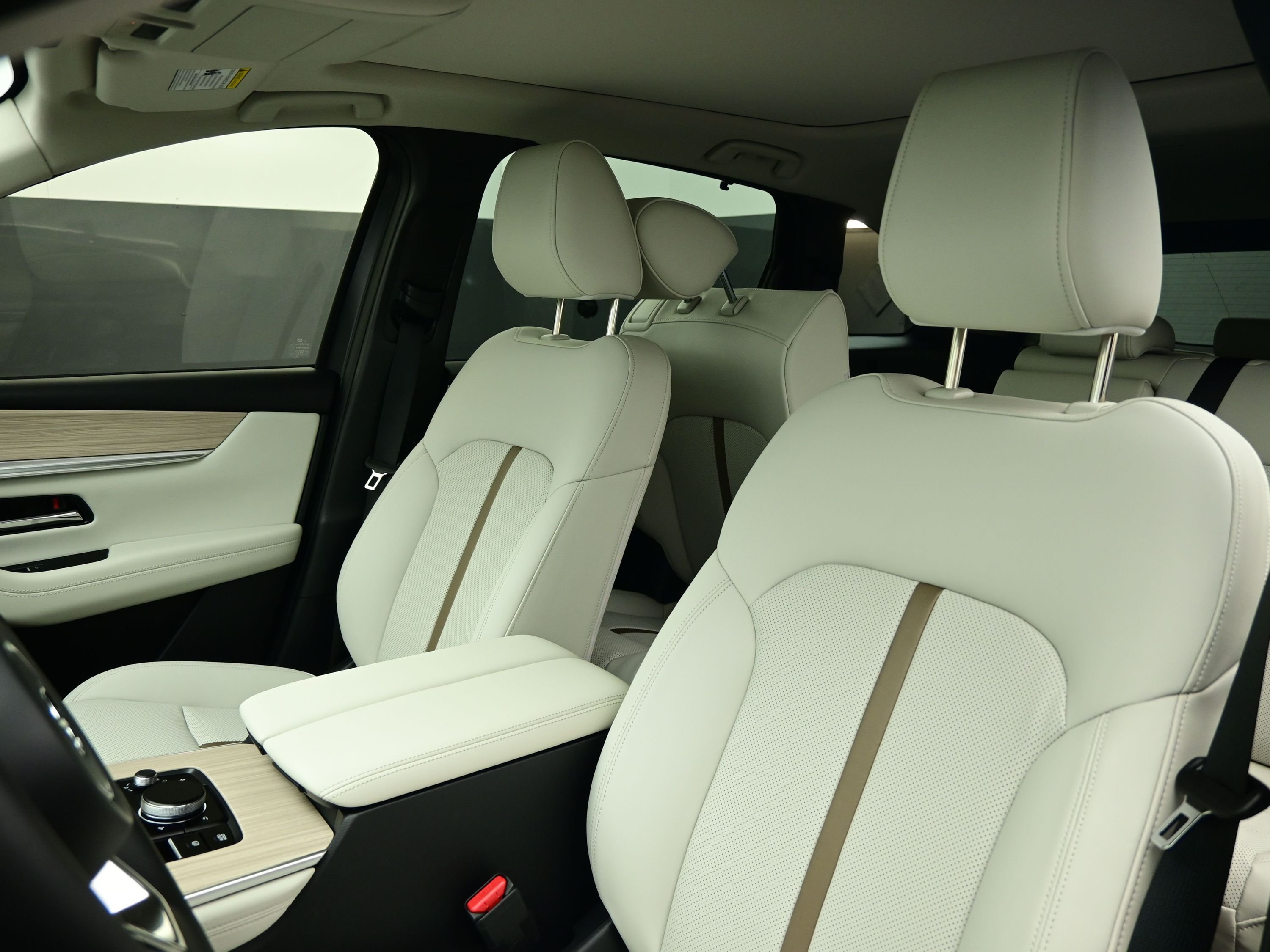 2026 Mazda CX-90 Premium Plus Package - Photo 32