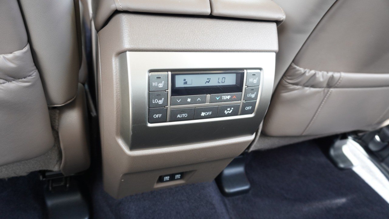 Certified Used 2021 ATOMIC SILVER Lexus GX 460 Premium image 34