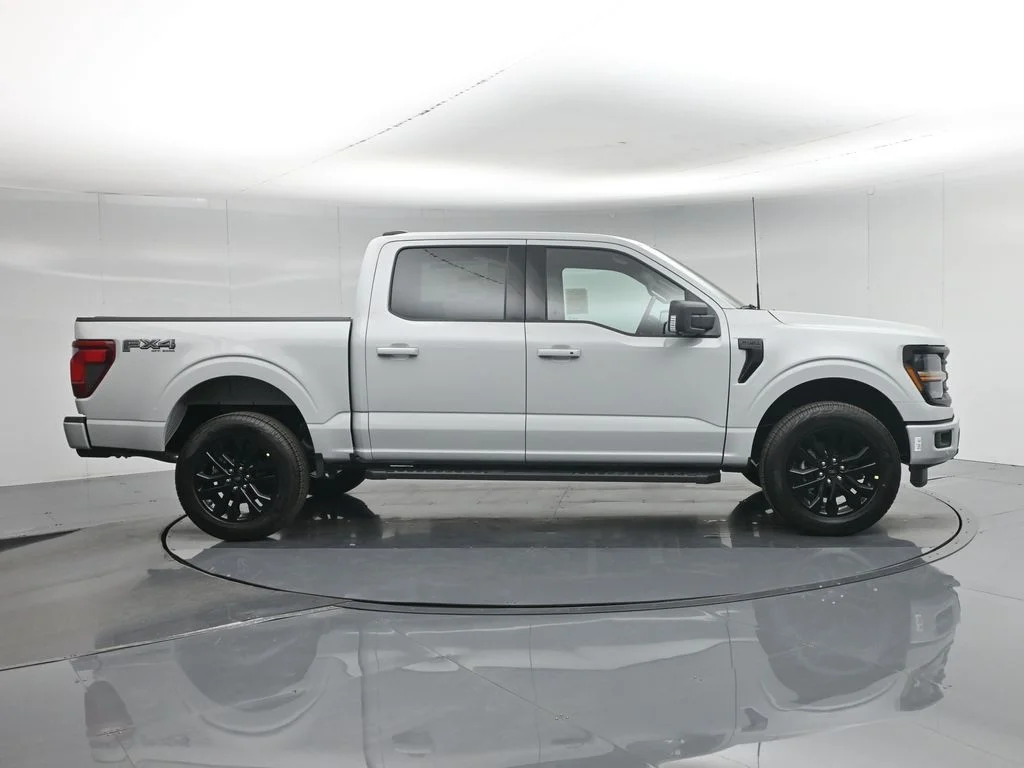 New 2026 Avalanche Ford XLT image 27