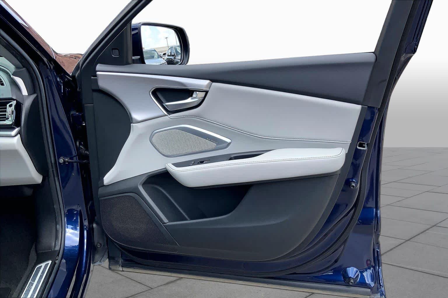 Used 2024 Fathom Blue Pearl Acura w/Technology Package image 23