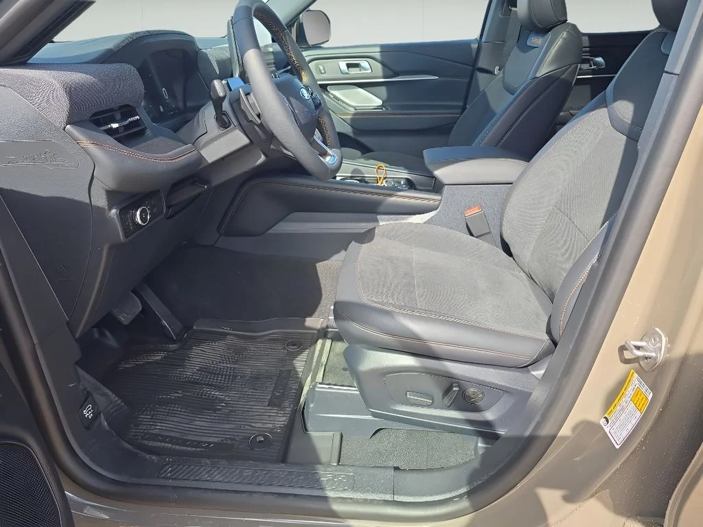 New 2026 Marsh Gray Ford Tremor® image 13