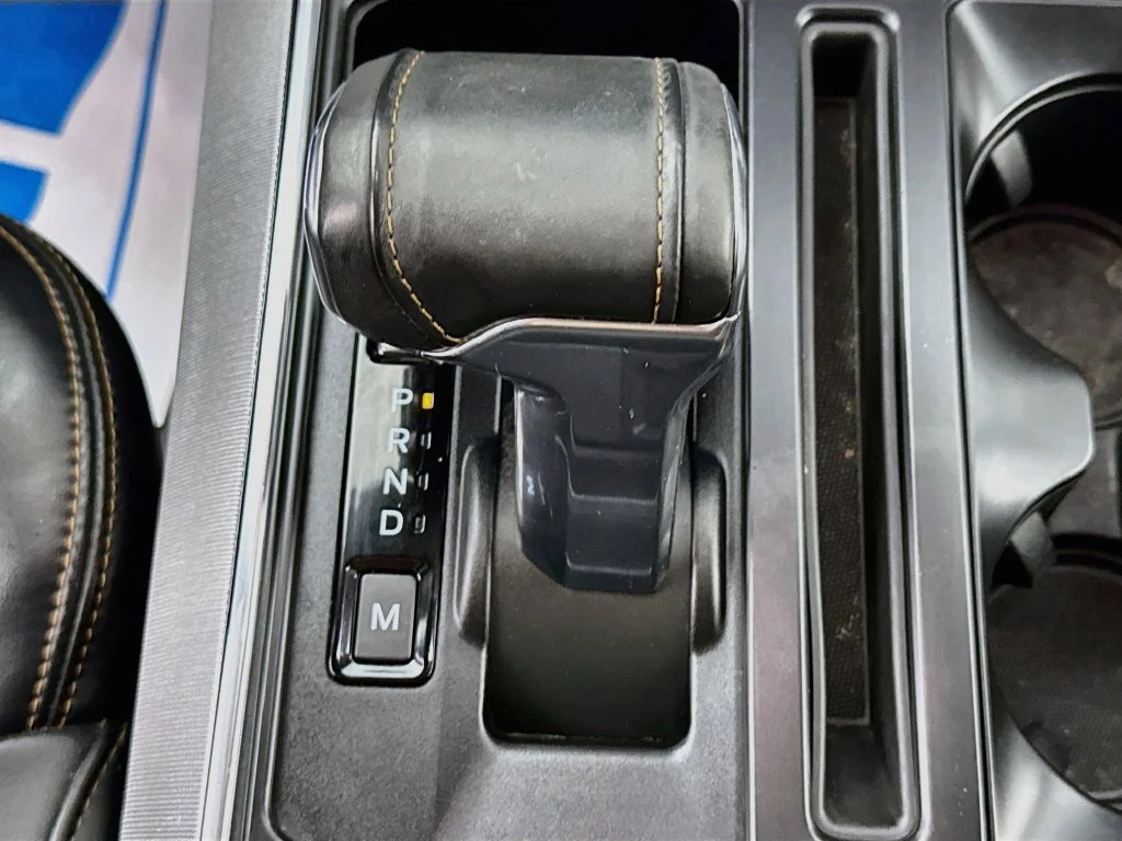 Used 2022 Blue Metallic Ford Platinum image 22