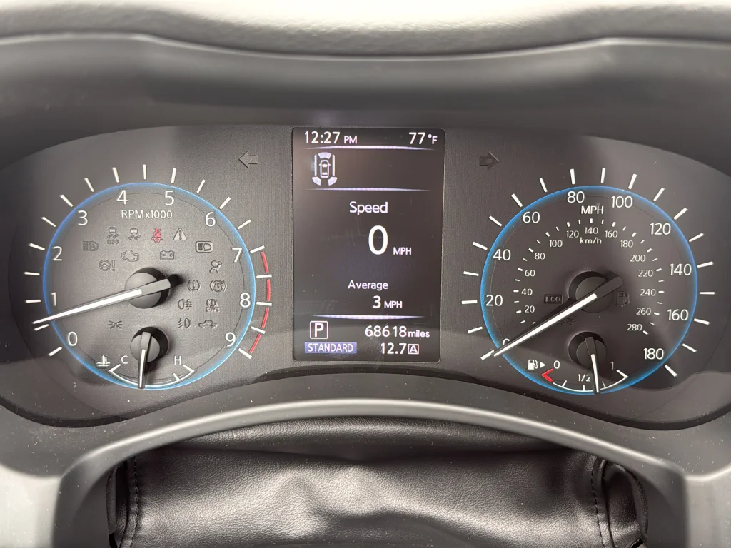 Used 2022 Black INFINITI LUXE image 19