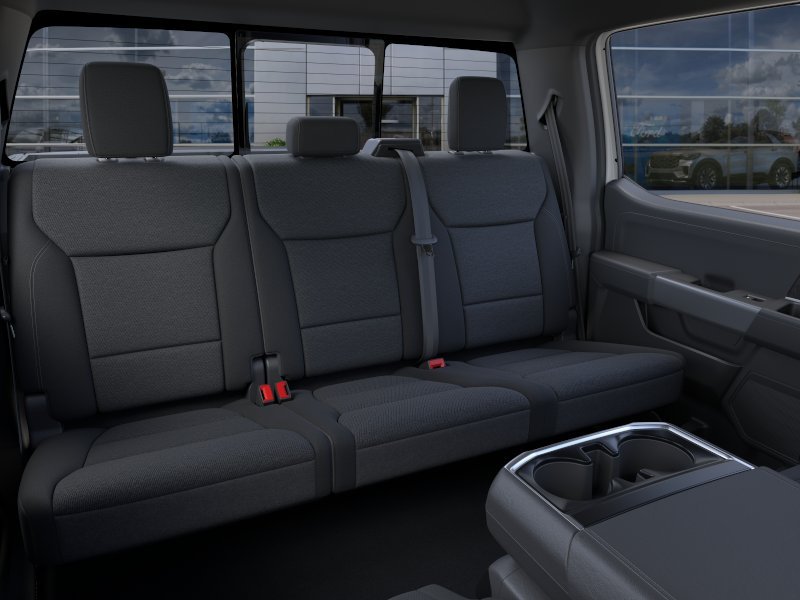 New 2026 Oxford White Ford XLT image 11