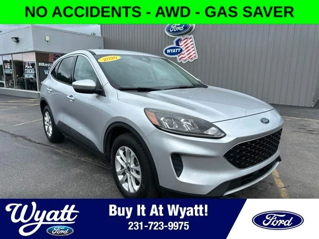 Used 2020 Ingot Silver Ford SE image 1