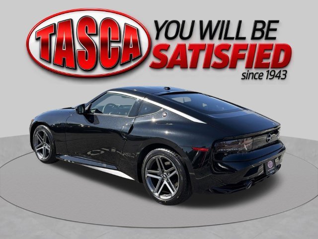 New 2027 Black Diamond Pearl Nissan Sport image 6
