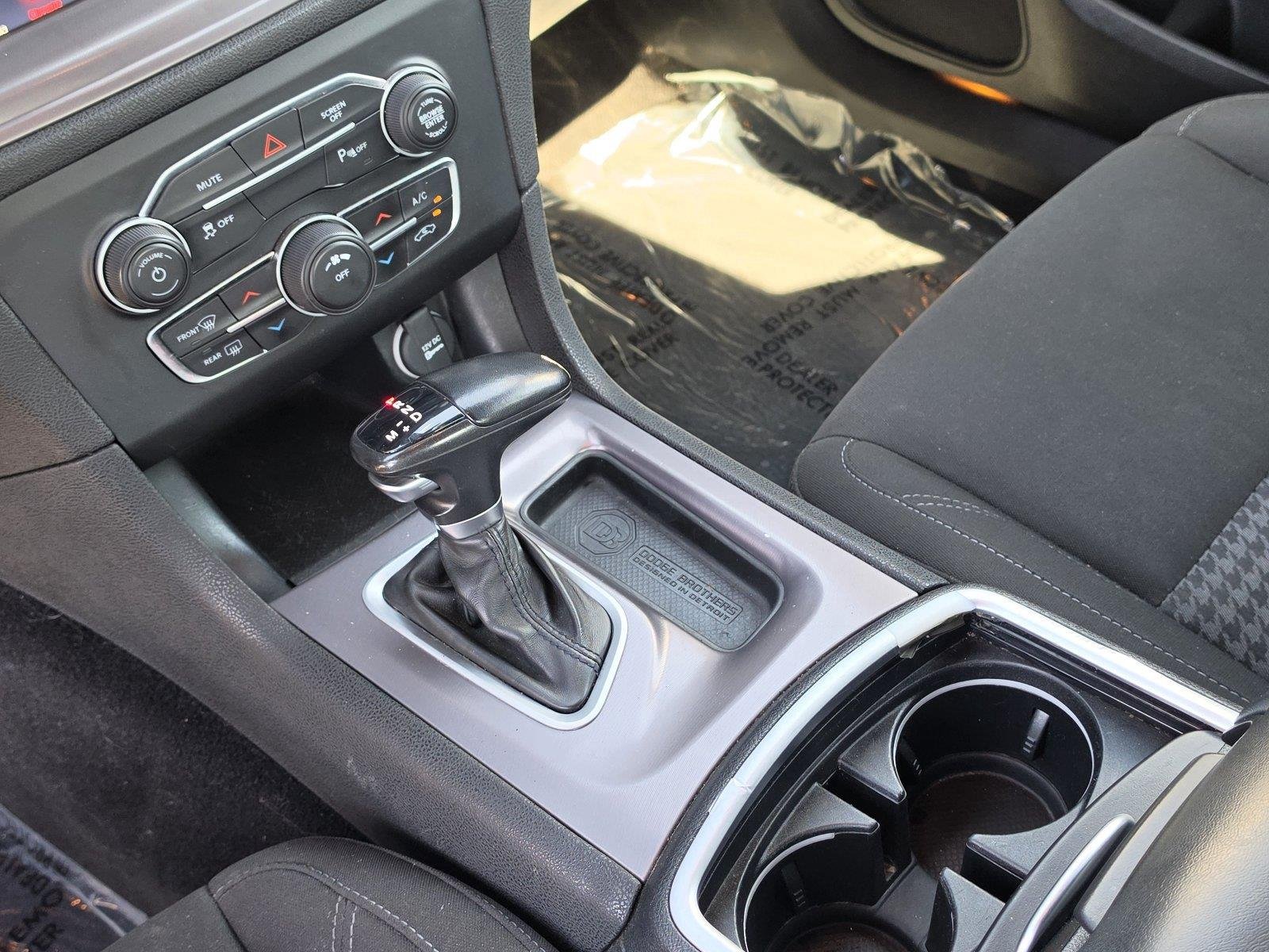 Used 2023  Dodge SXT image 23
