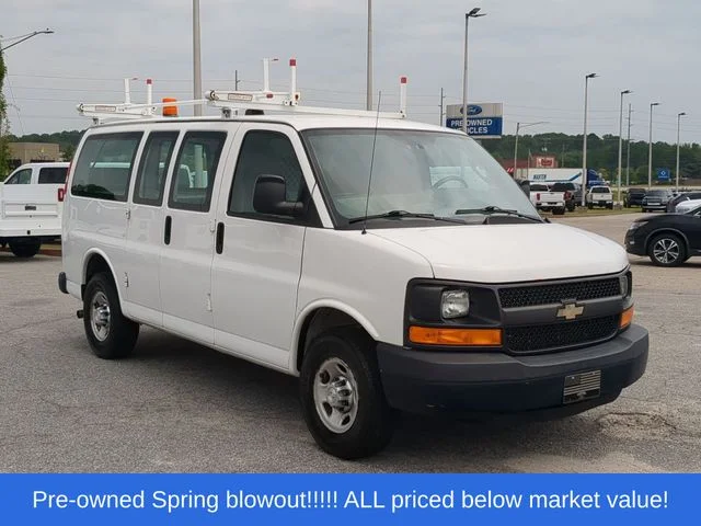 Used 2016 White Chevrolet Work Van image 15