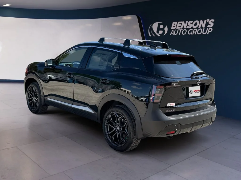 New 2027 Black Nissan SR image 3