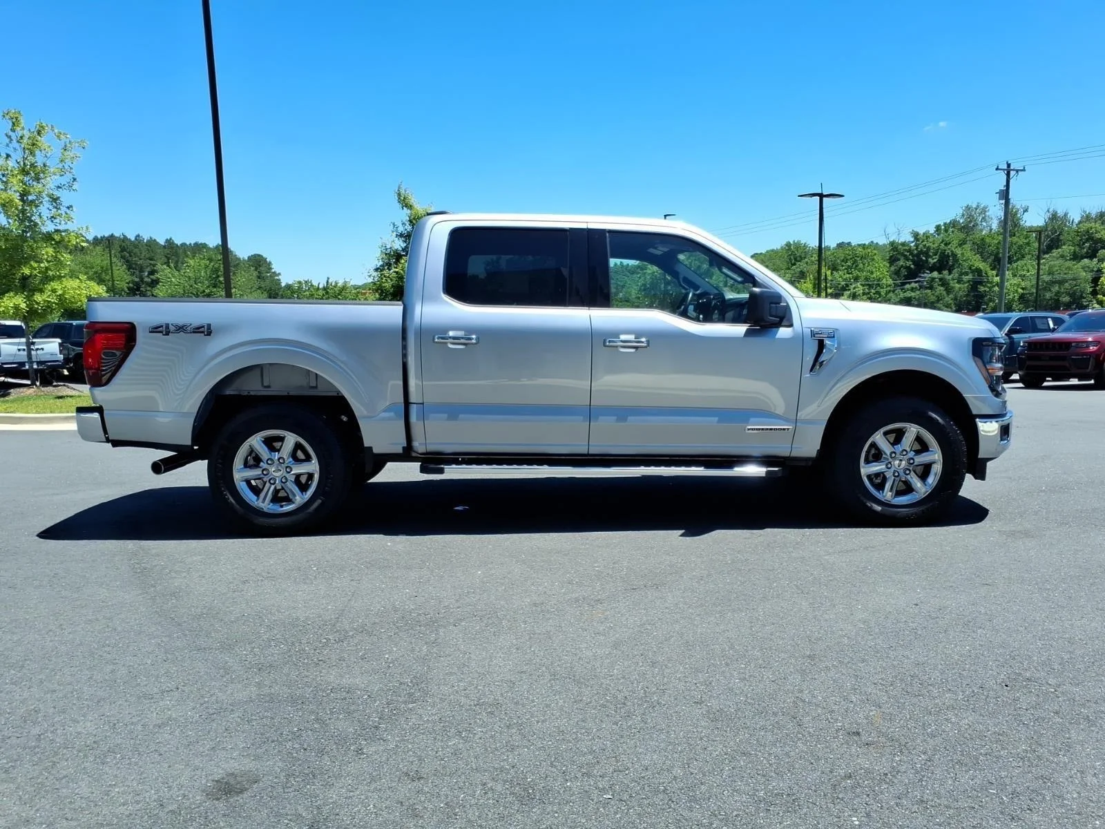 Used 2024 Iconic Silver Metallic Ford XLT image 8