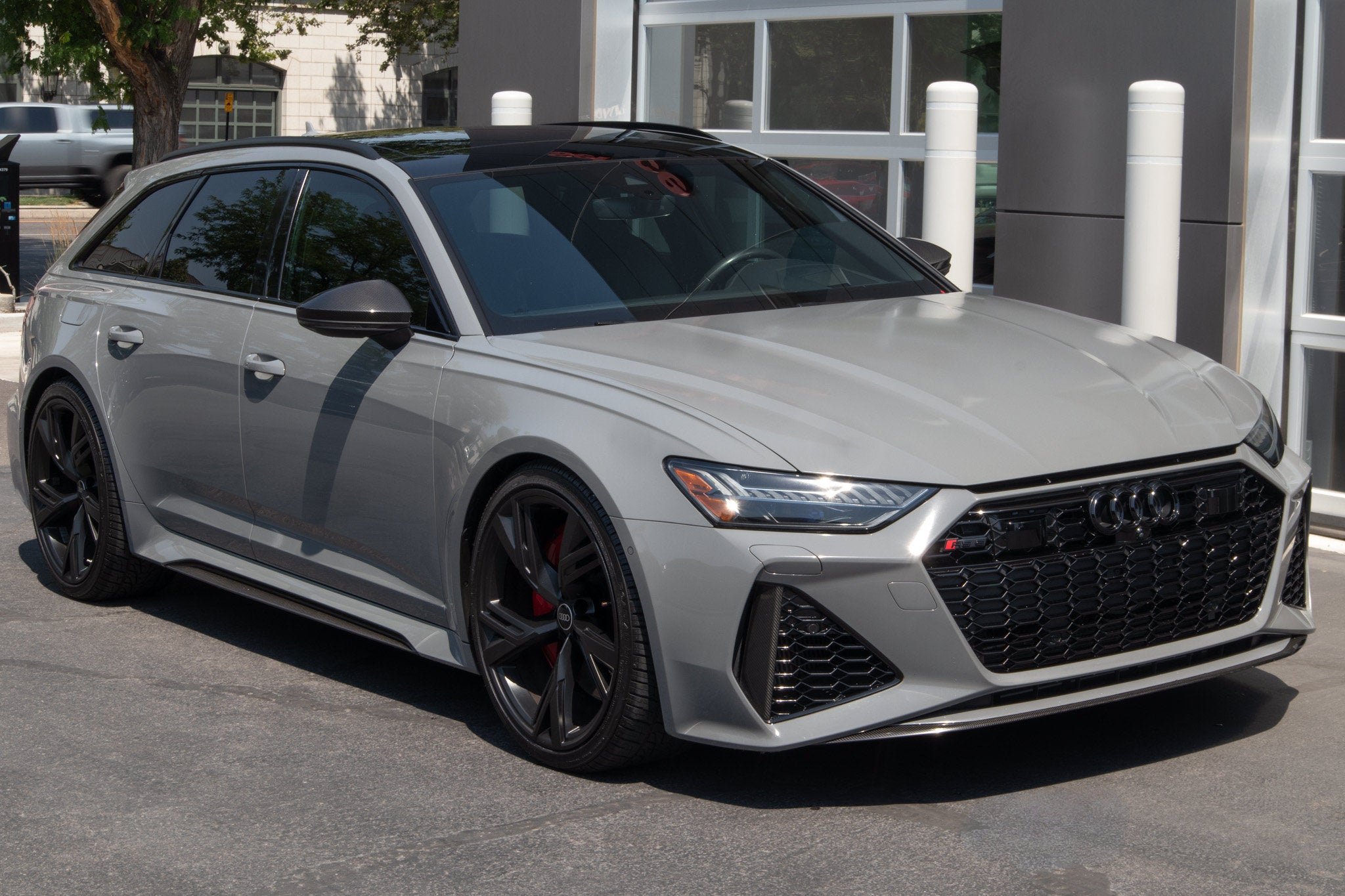Used 2021 Nardo Gray Audi 4.0 TFSI quattro image 8