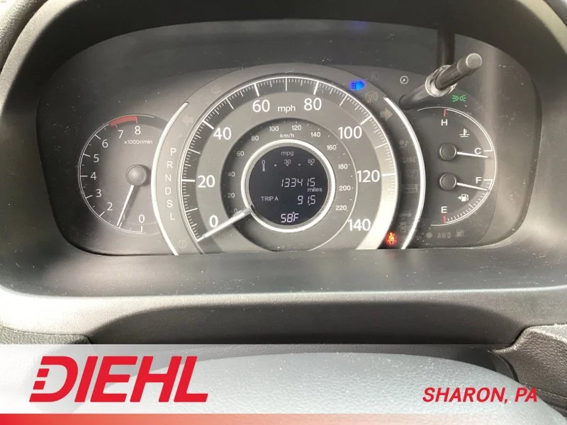 Used 2016  Honda SE image 11