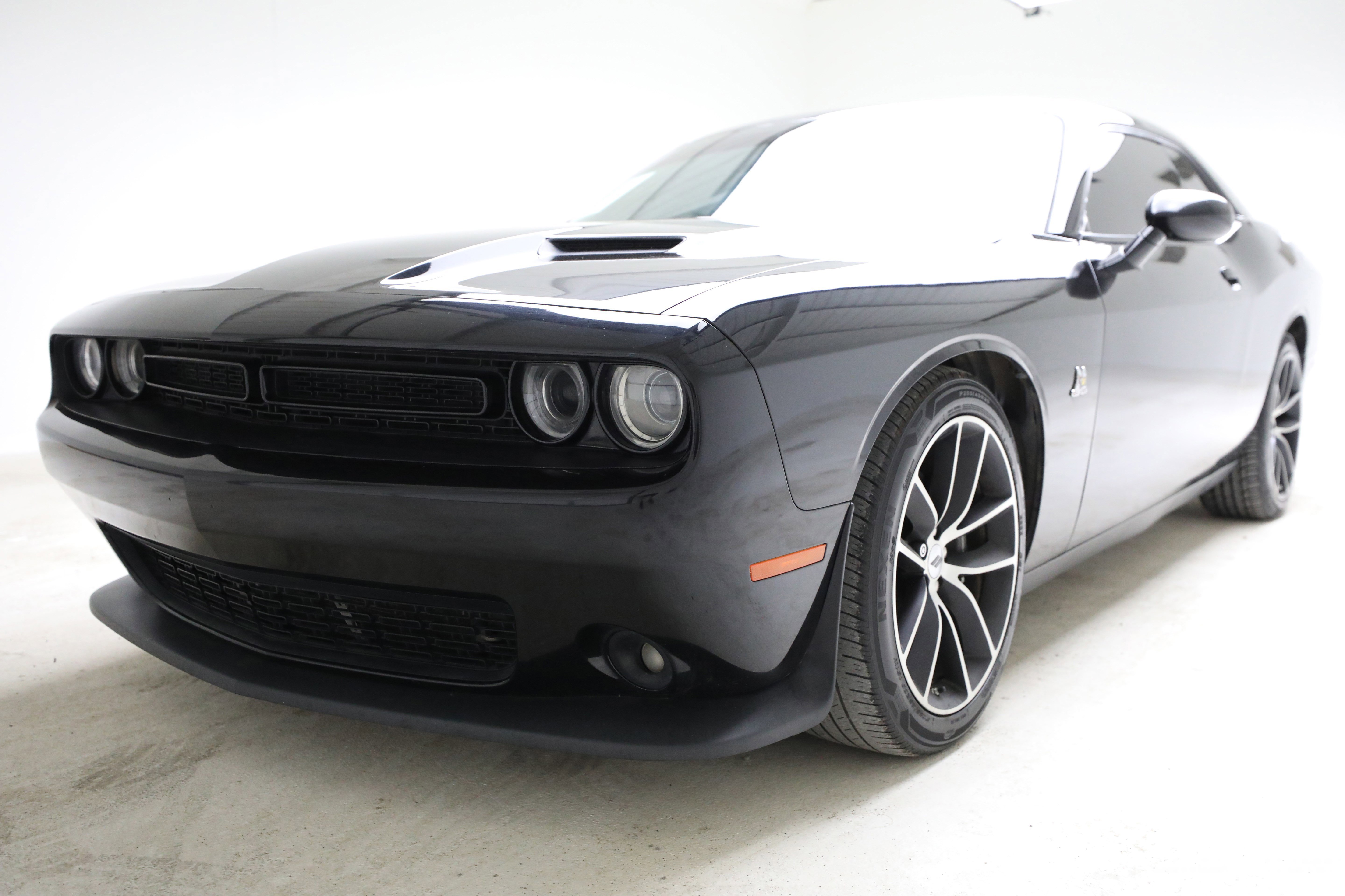 2018 Dodge Challenger Scat Pack's photo