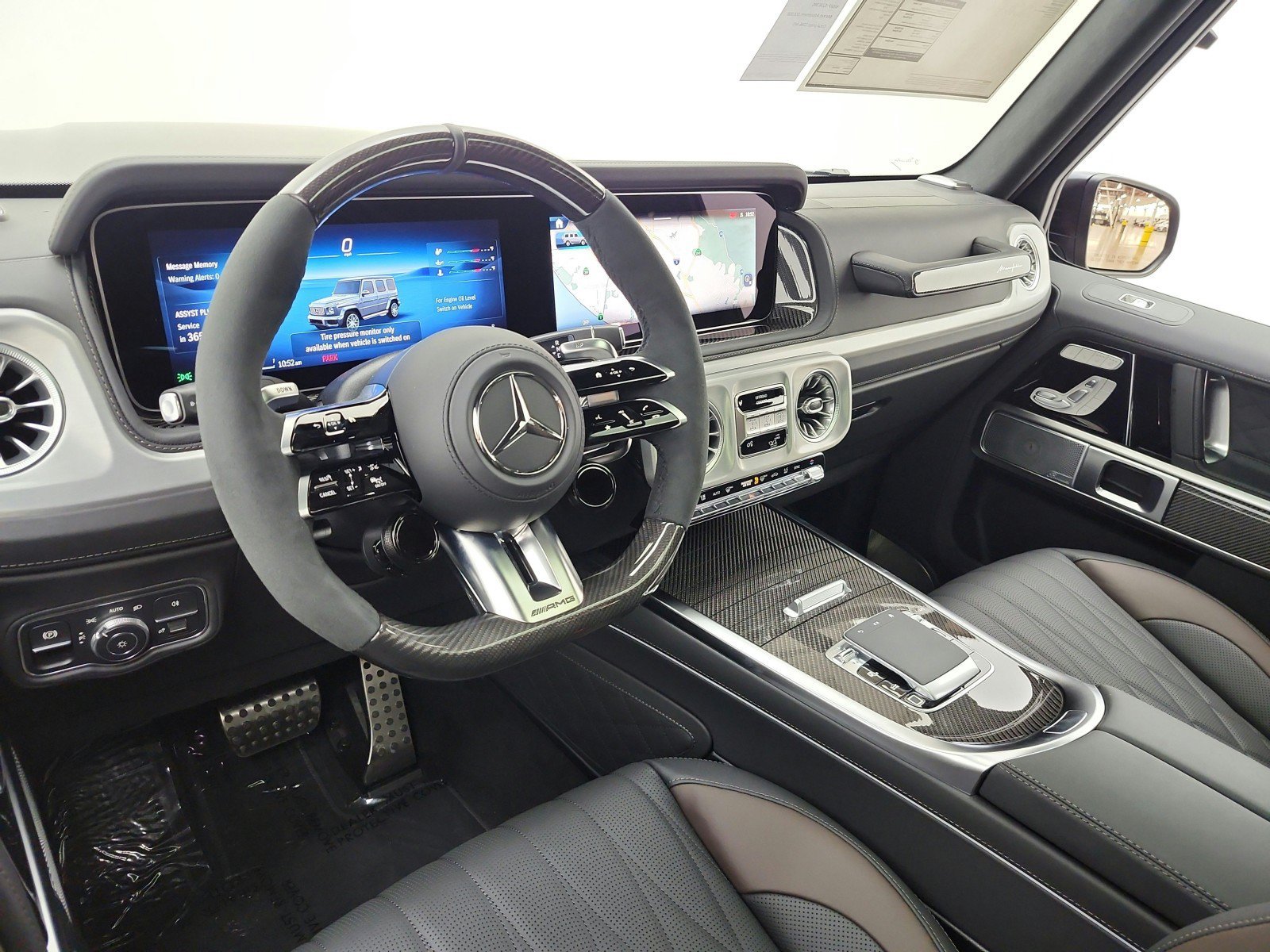New 2027 MANUFAKTUR Dakota Brown Magno Mercedes-Benz AMG® G 63 SUV image 30