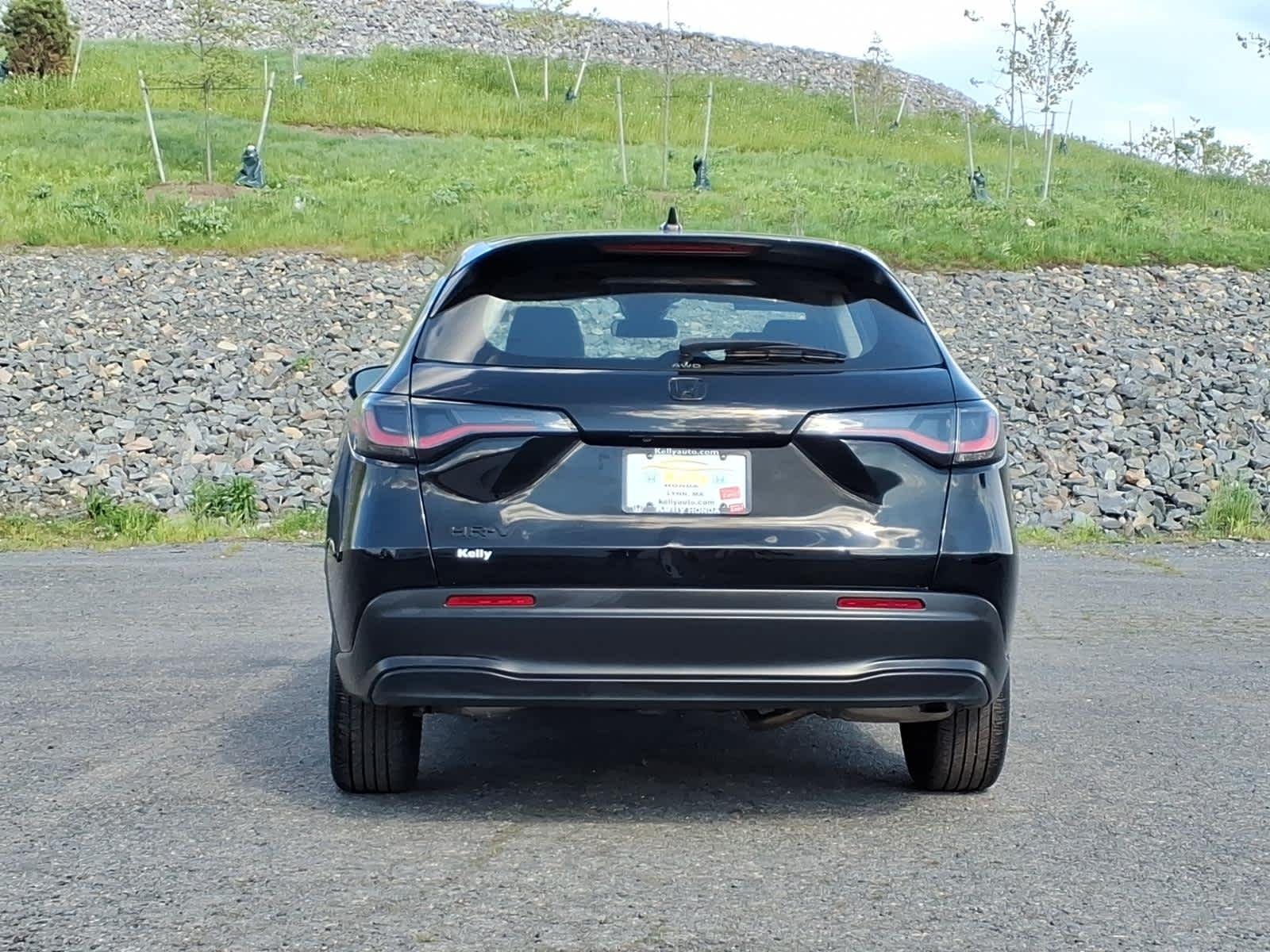 Certified Used 2023 Crystal Black Pearl Honda LX image 6
