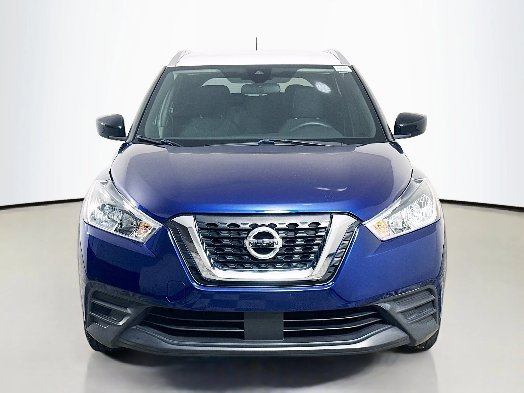 Used 2020 Deep Blue Pearl/Fresh Powder Nissan SV image 2