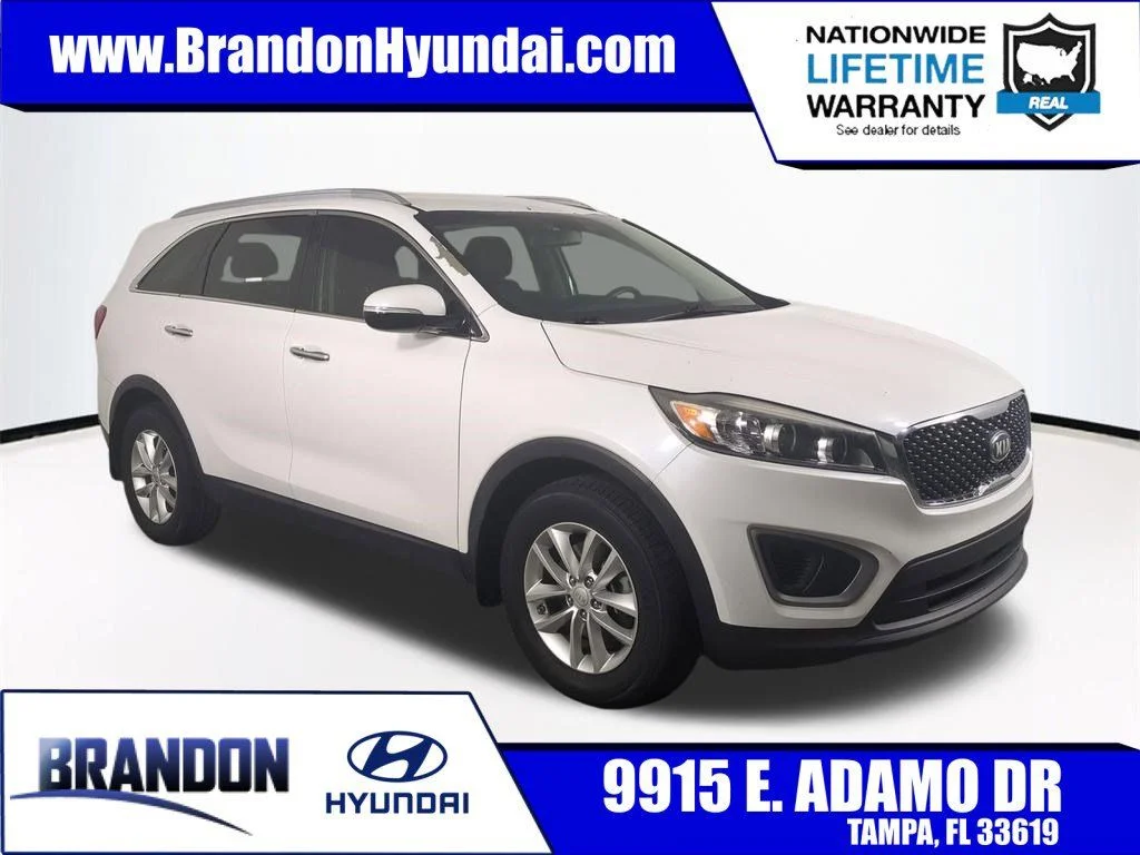 2016 Kia Sorento LX AT's photo