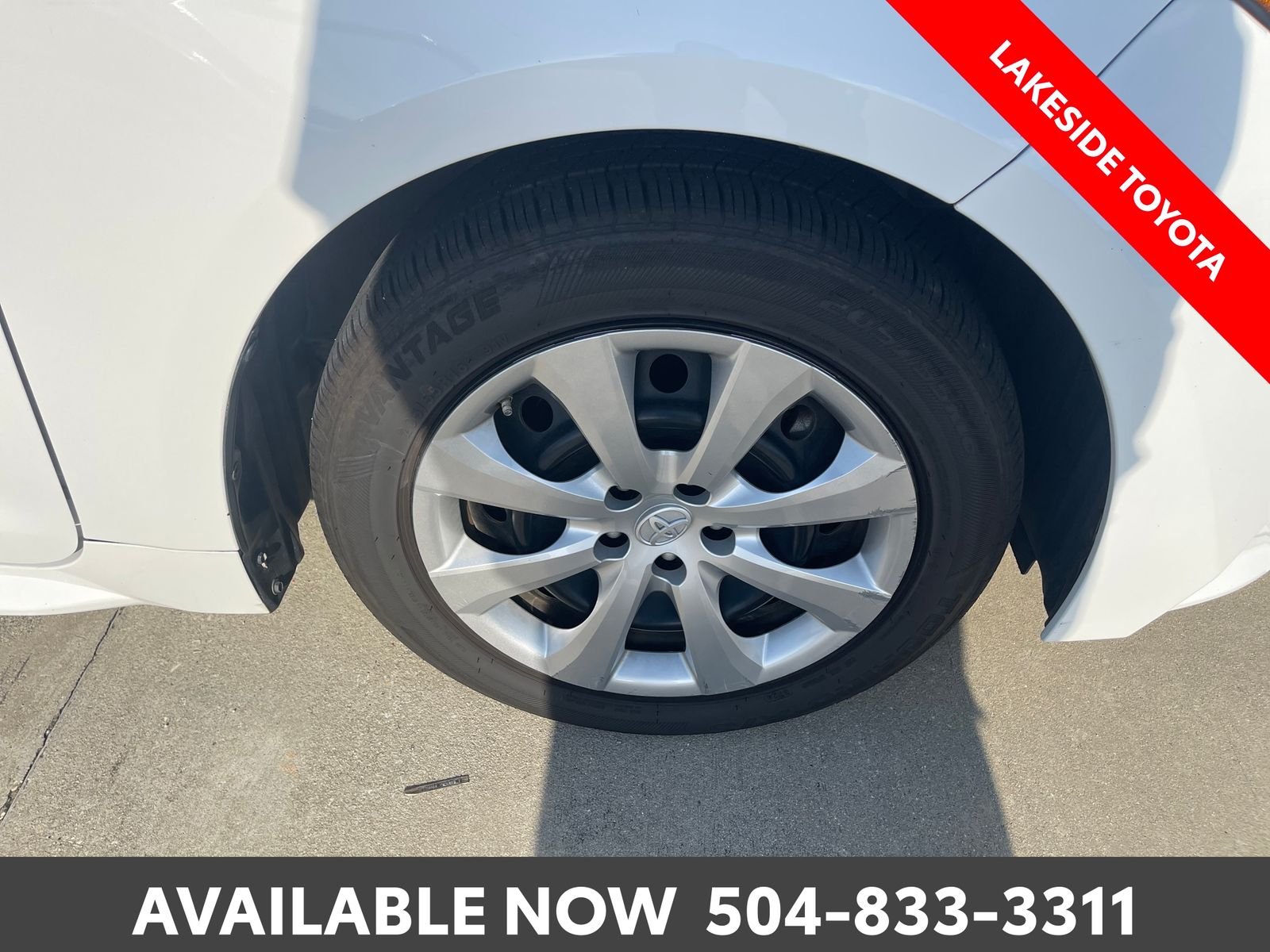 Used 2023 White Toyota LE image 10