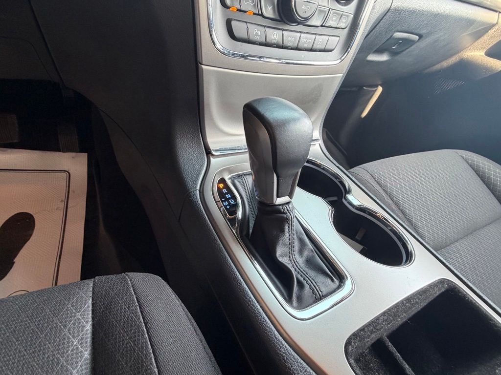 Used 2021 Billet Silver Metallic Jeep Laredo E image 29