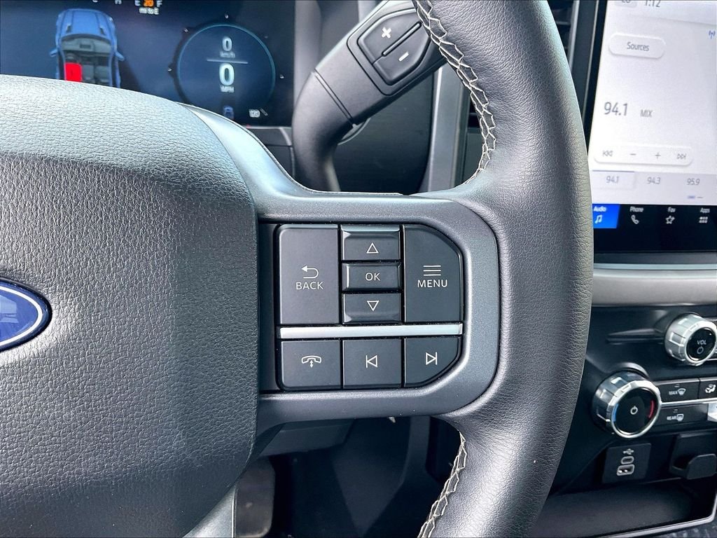 Used 2025 Agate Black Metallic Ford XLT image 22