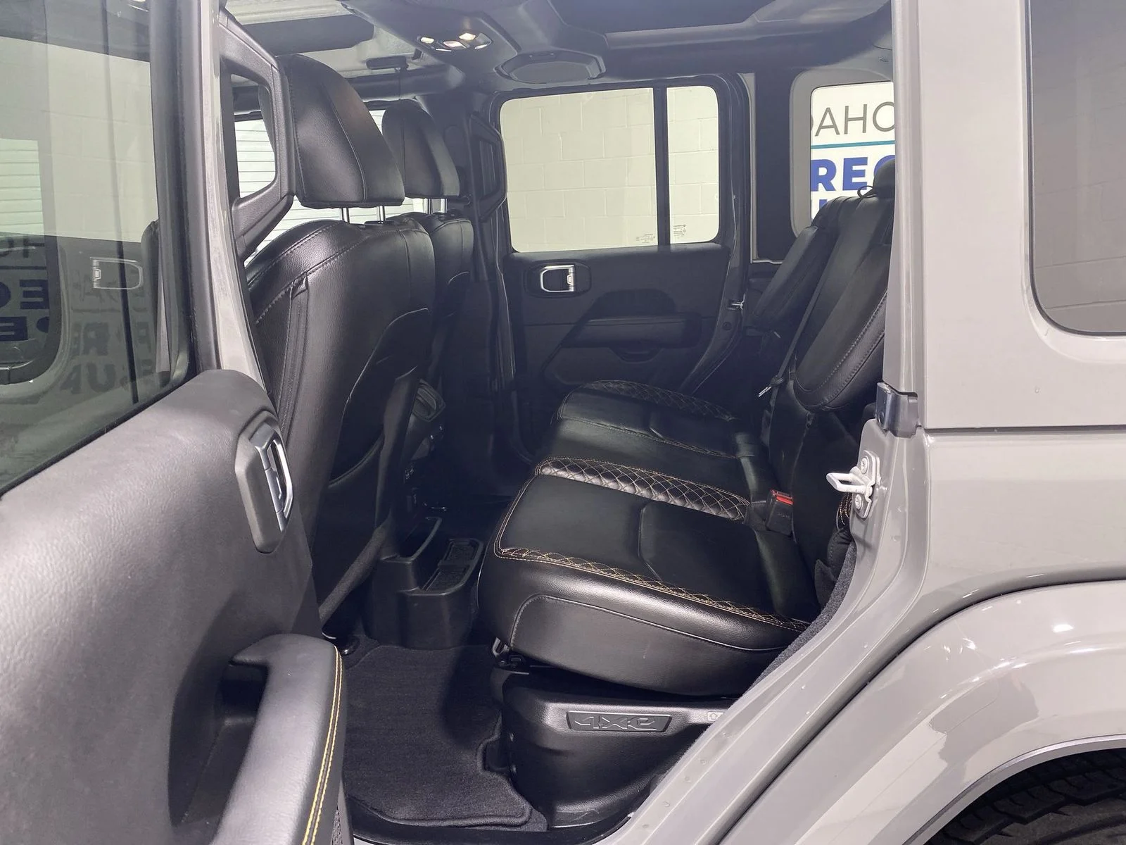 Used 2023 Gray Jeep Sahara 4xe image 22