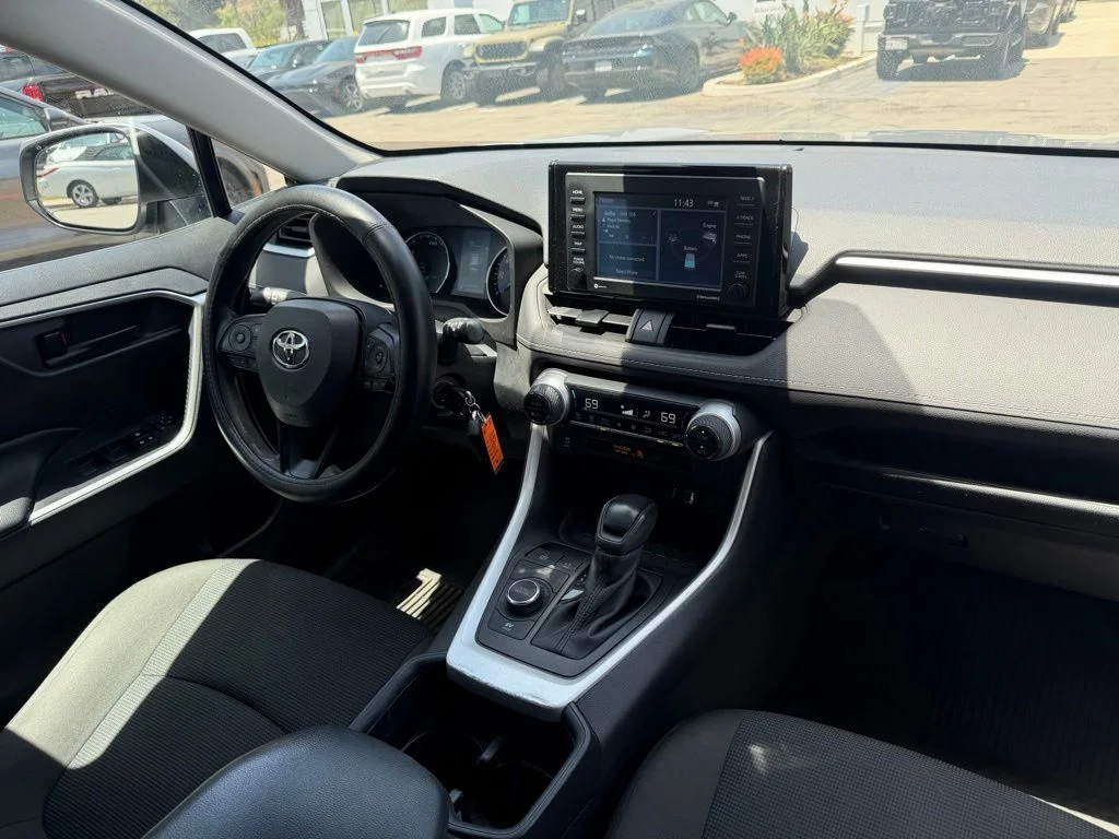 Used 2022 Silver Toyota LE image 16