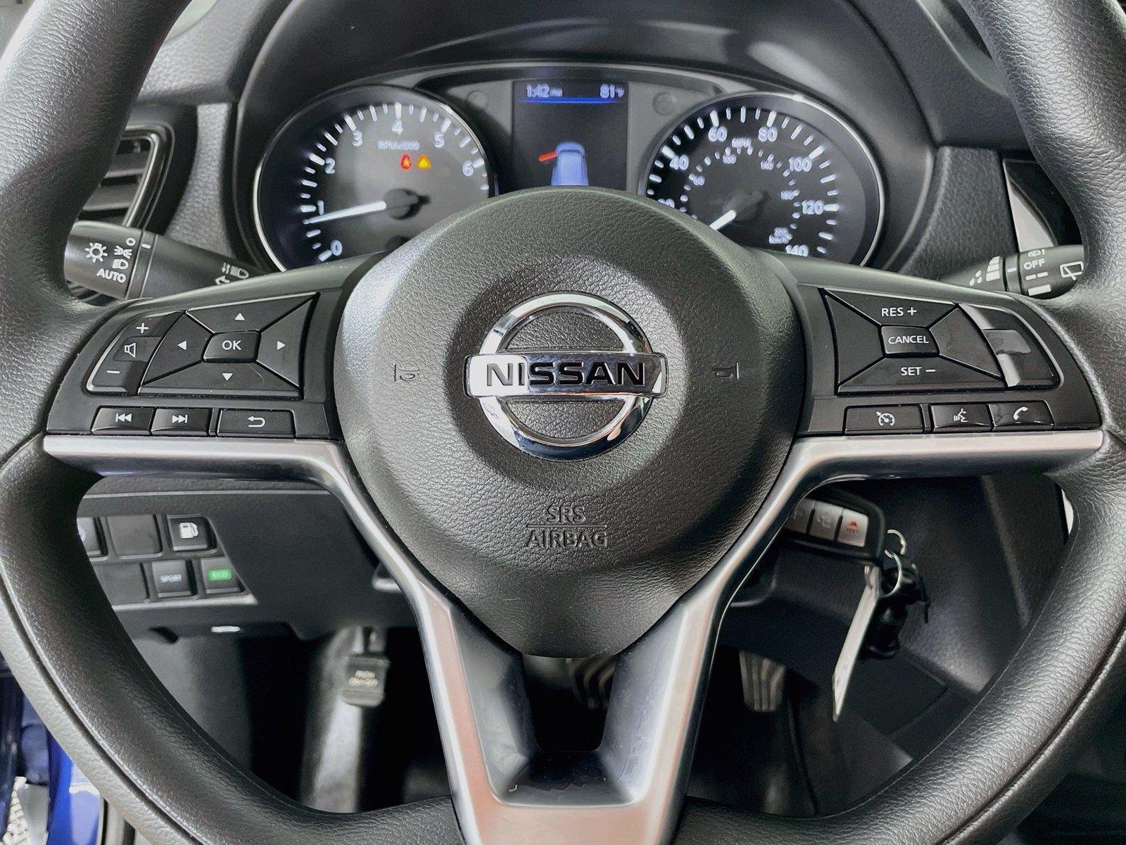 Used 2020 Caspian Blue Metallic Nissan S image 14