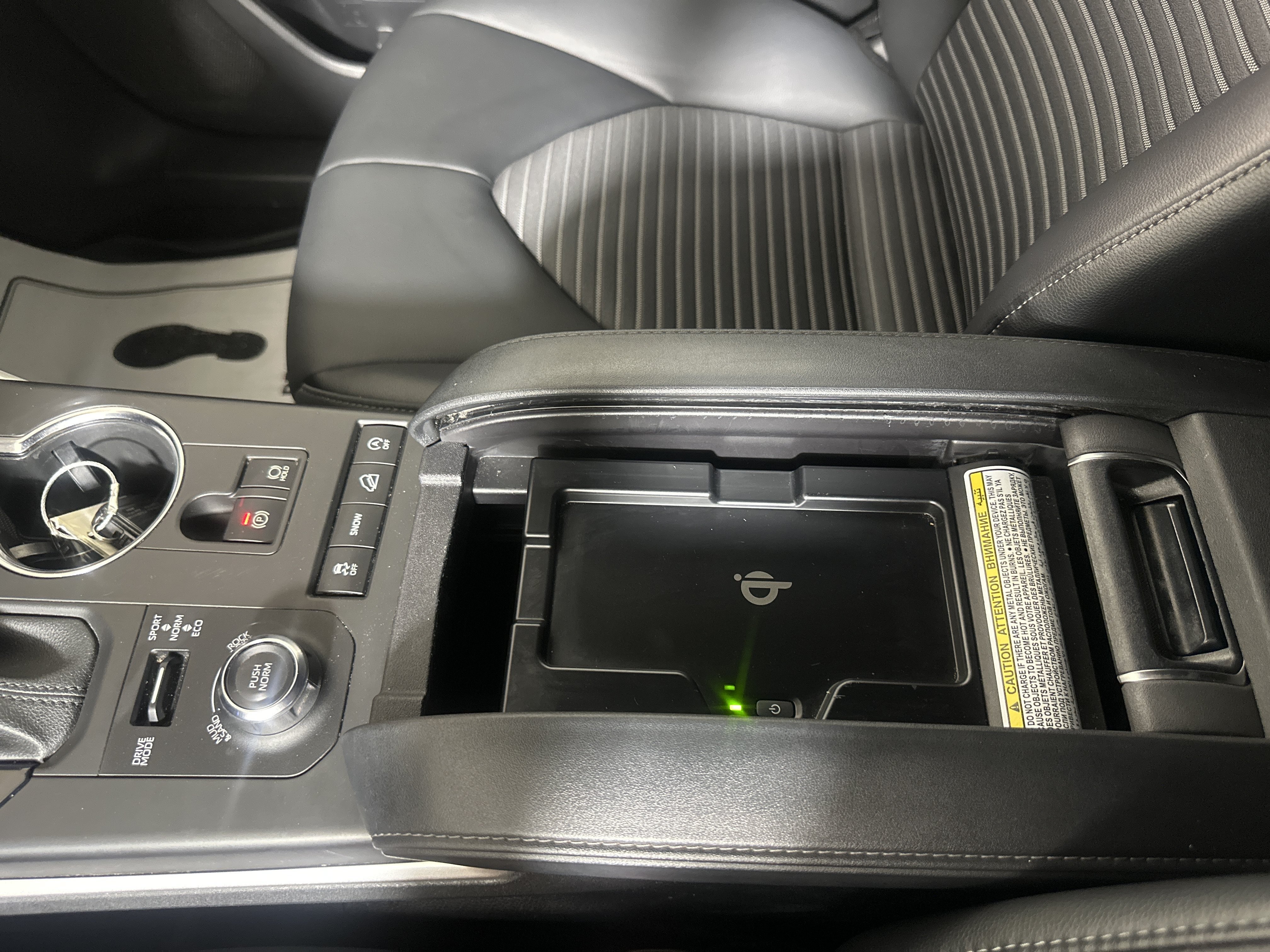 Used 2022 White Toyota XSE image 22