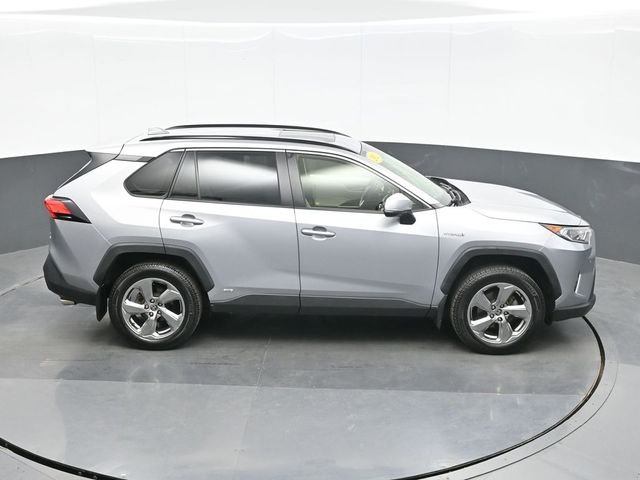2021 Toyota RAV4 XLE Premium - Photo 16