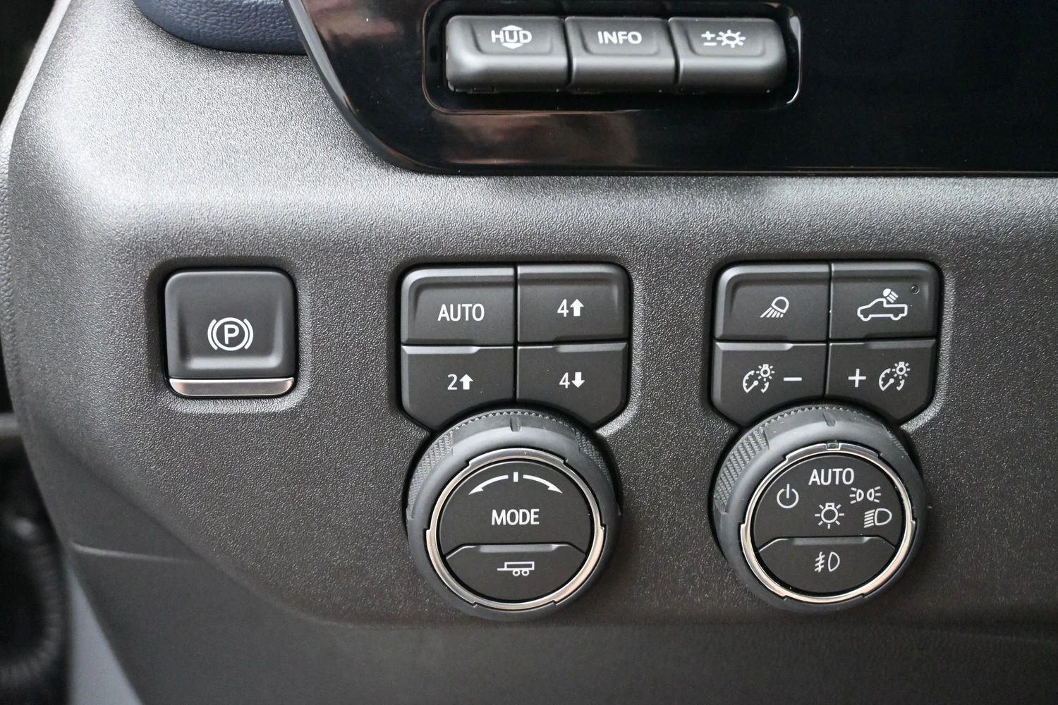 Used 2026 Sterling Gray Metallic Chevrolet High Country image 27