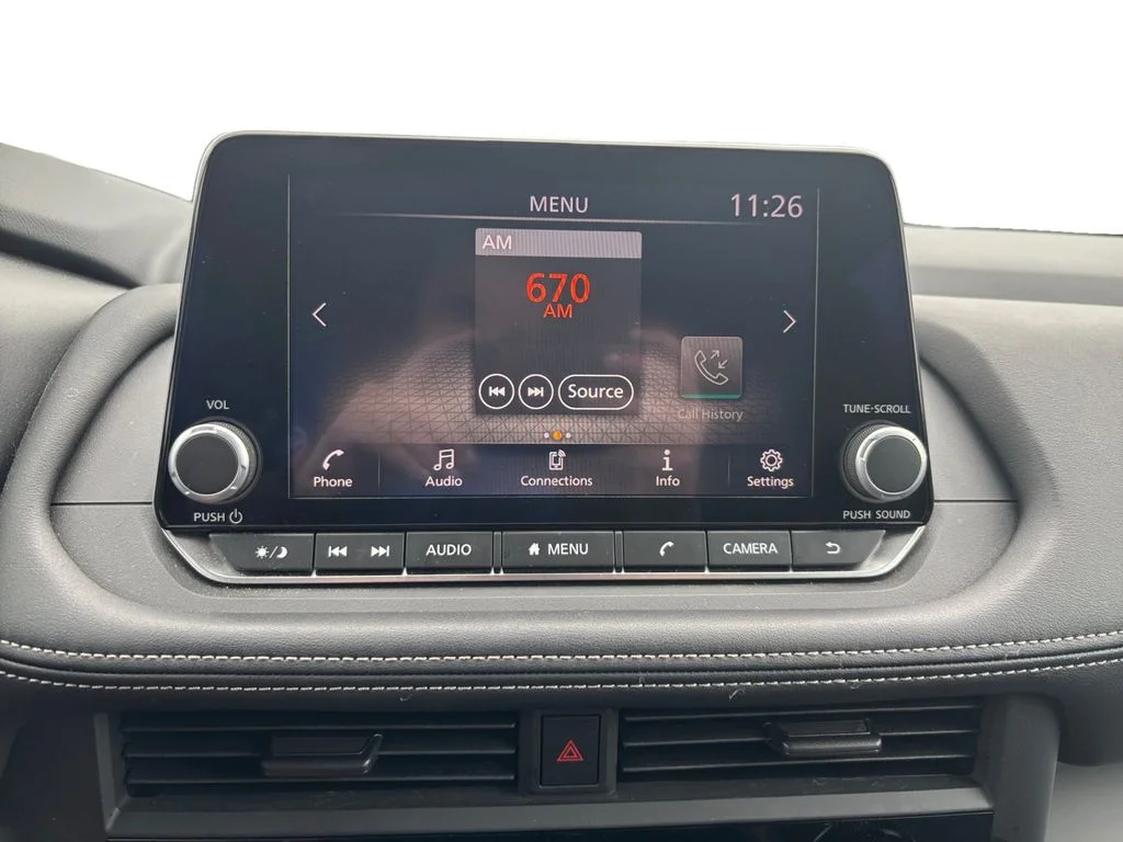 Used 2025 Gray Nissan S image 12
