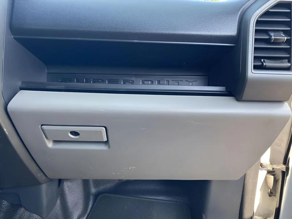 Used 2022 White Ford XL image 33
