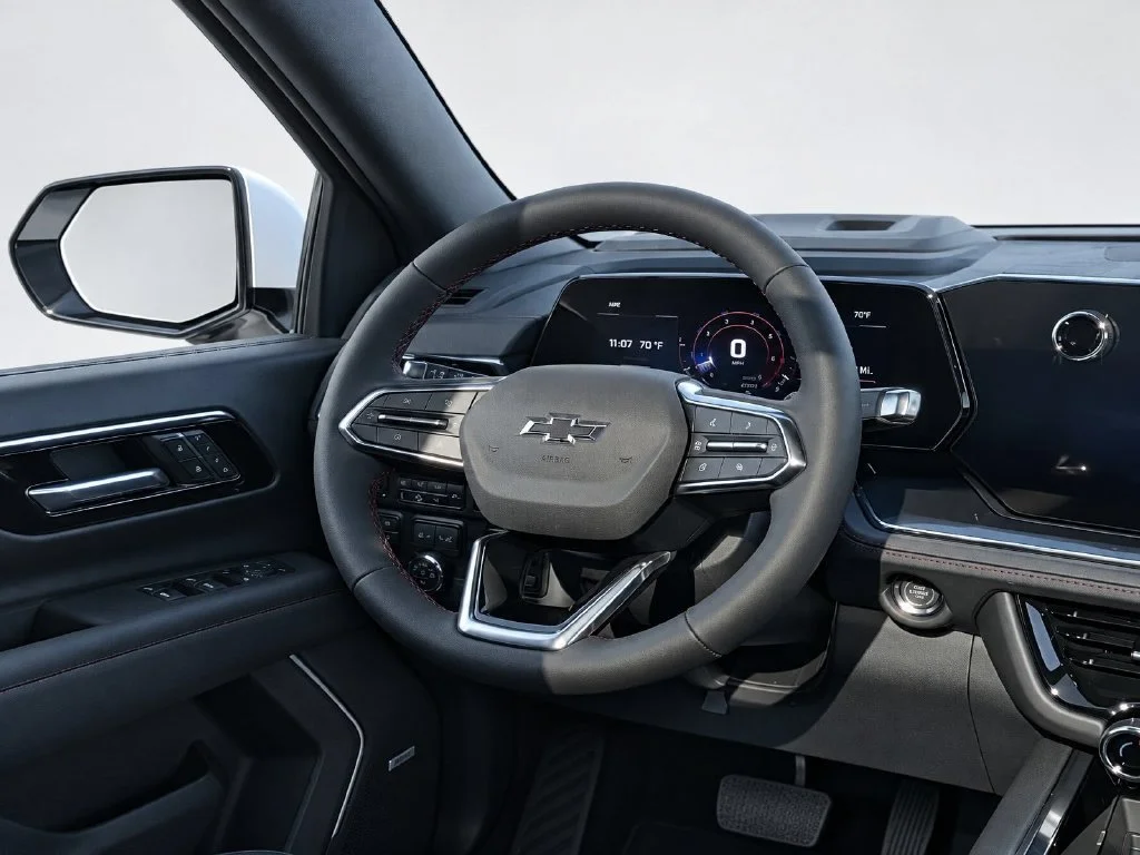 New 2027 White Chevrolet RST image 35