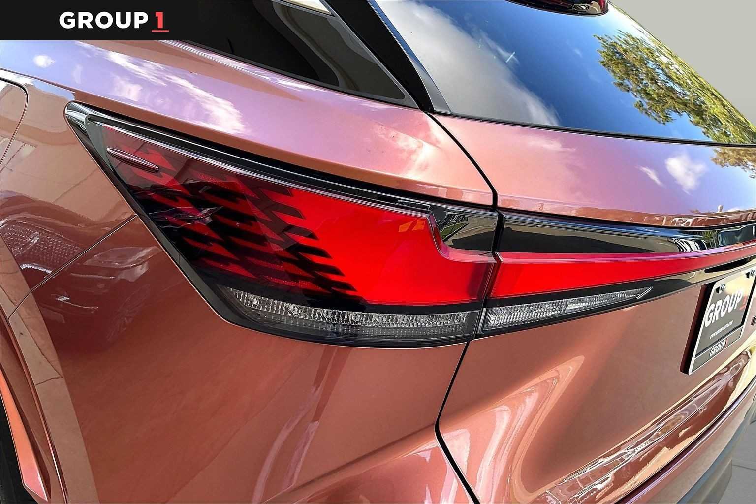 Used 2024 Copper Crest Lexus F SPORT Handling image 26