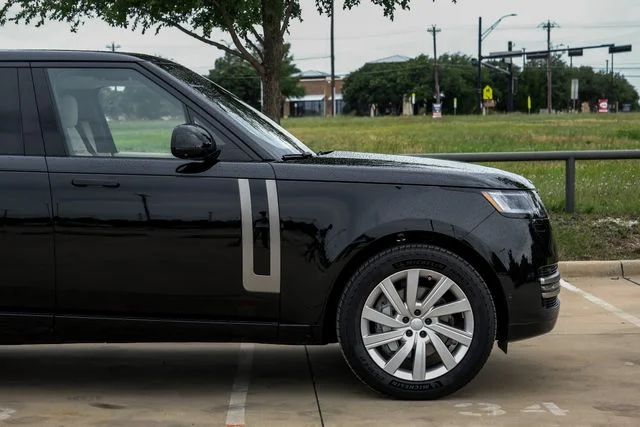 Certified Used 2024 Santorini Black Metallic Land Rover SE image 9