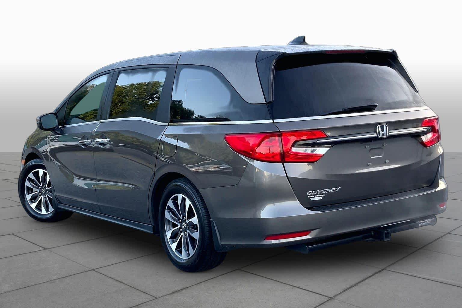 Used 2021 Pacific Pewter Metallic Honda EX-L image 11