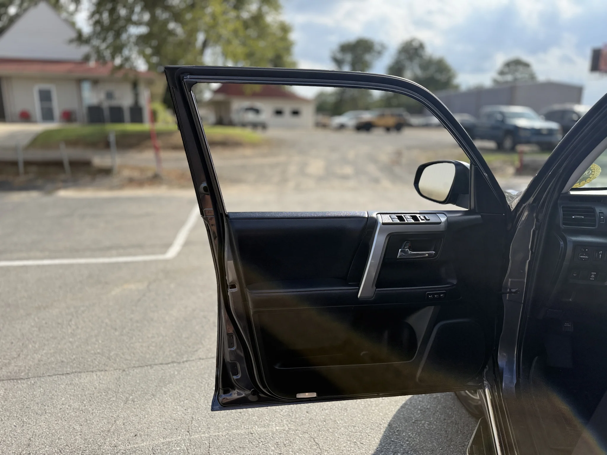 Used 2018 Magnetic Gray Metallic Toyota Limited image 25