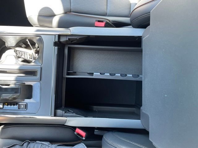 New 2026 Gray Ford Lariat image 32