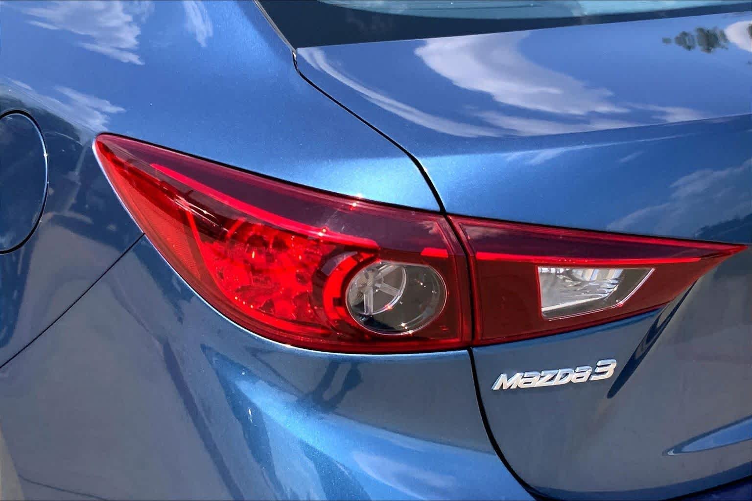 Used 2017 Eternal Blue Mica Mazda Sport image 26