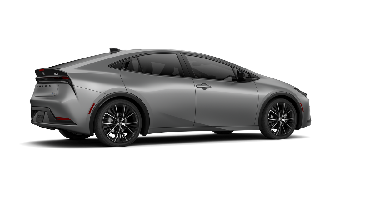 New 2026 Guardian Gray Toyota XLE image 33