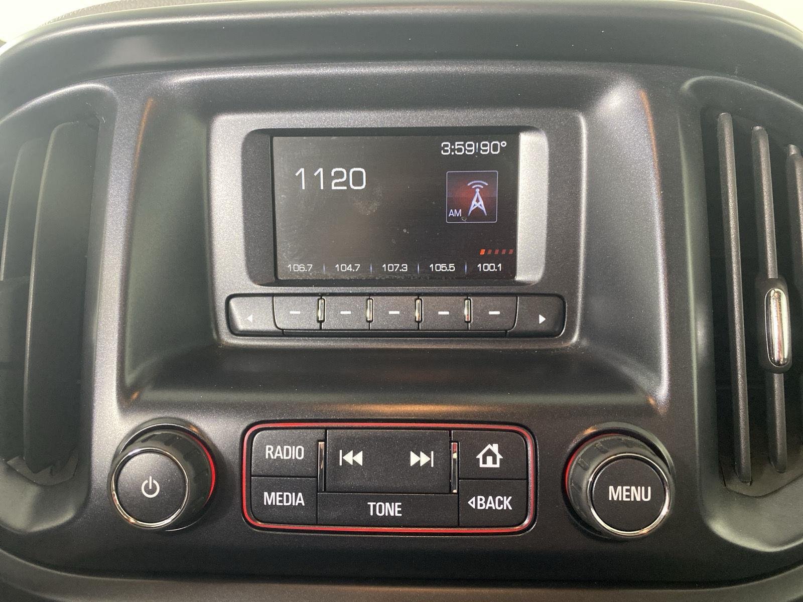 Used 2016 Summit White GMC 2WD image 15