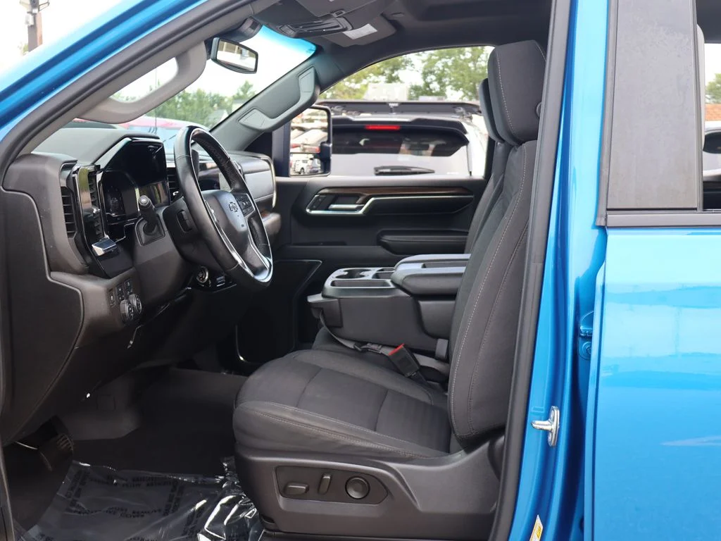 Used 2024 Blue Chevrolet RST image 23