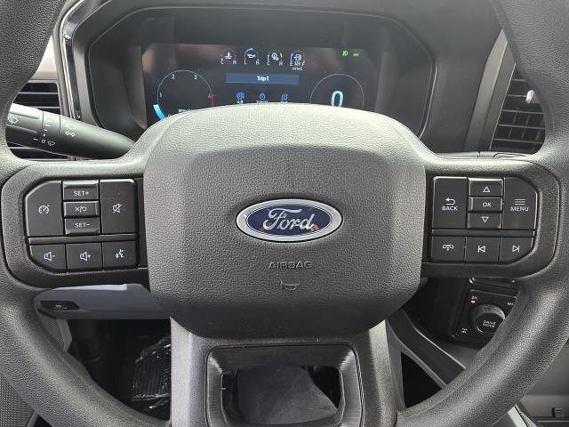 New 2026 Oxford White Ford F-250® XLT image 17