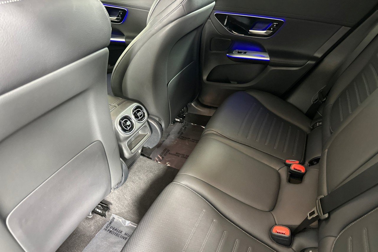 Certified Used 2025 Black Mercedes-Benz GLC 300 image 11