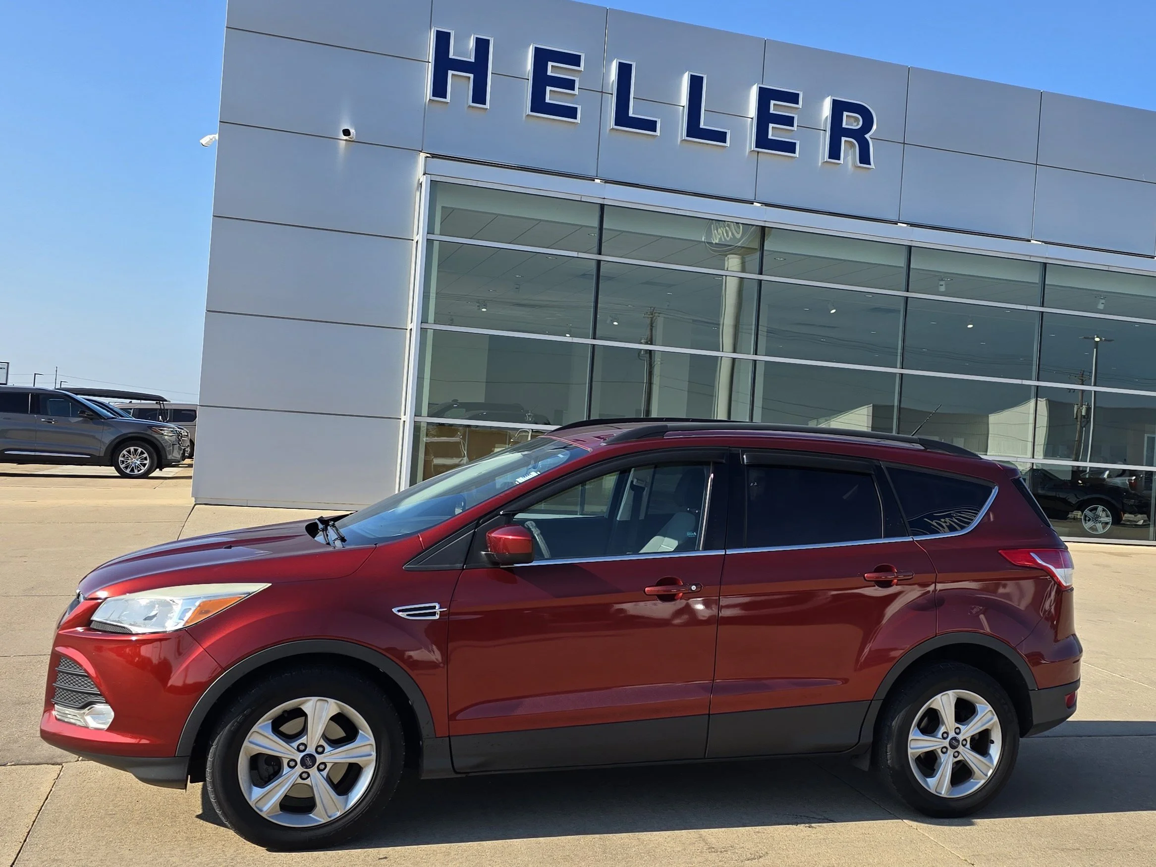 Used 2014 Sunset Ford SE image 3