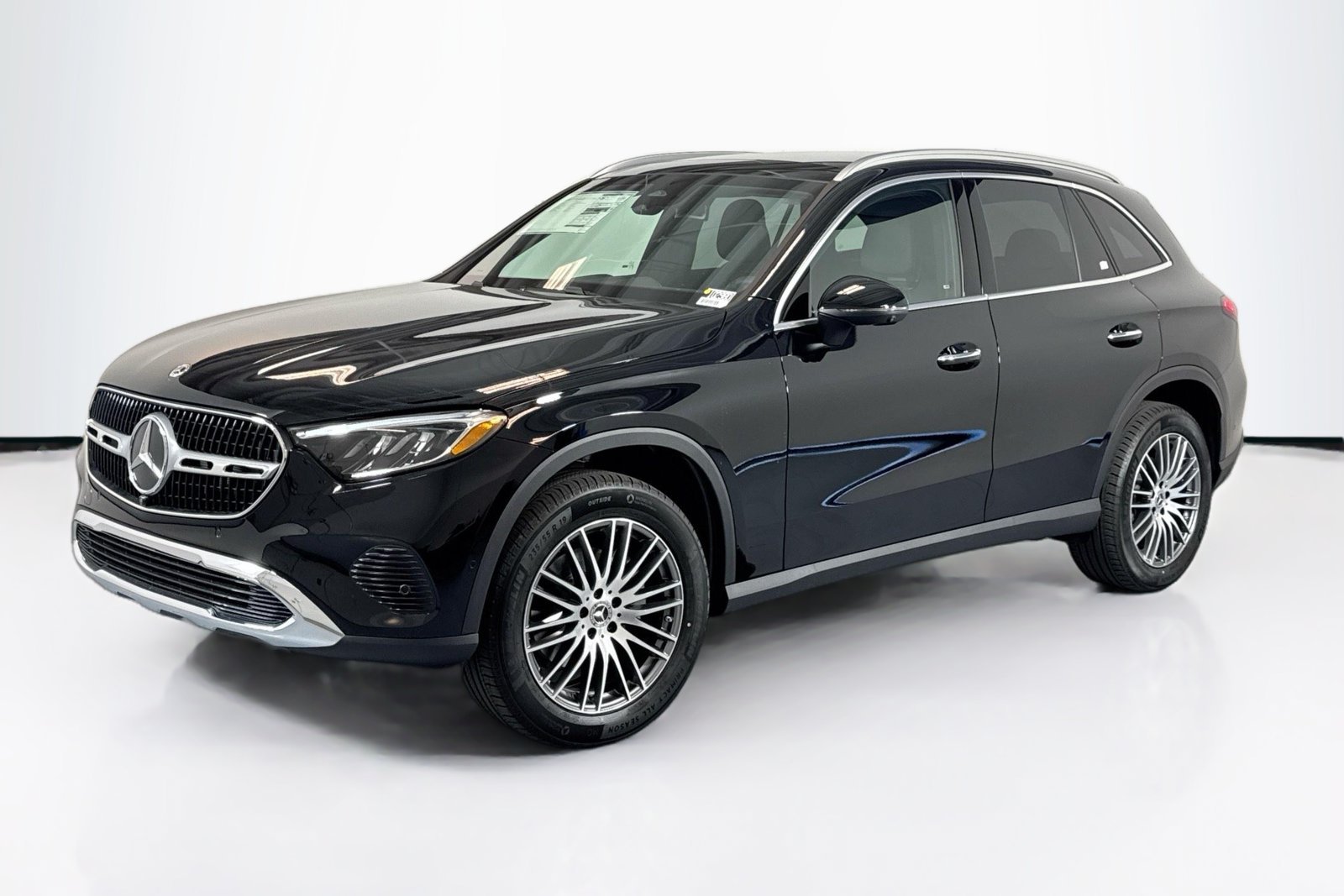 New 2026 Black Mercedes-Benz GLC 300 image 1