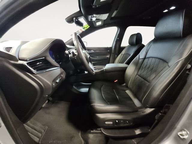 Certified Used 2024 Gray Buick Avenir image 9
