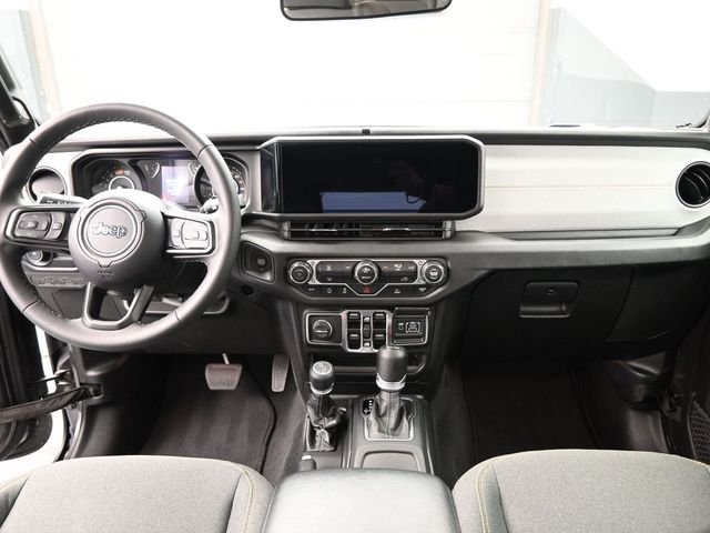 Used 2025 Gray Jeep Sport S image 24