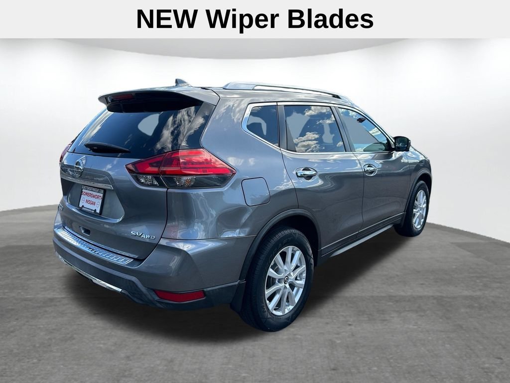 Used 2017 Gray Nissan SV image 6